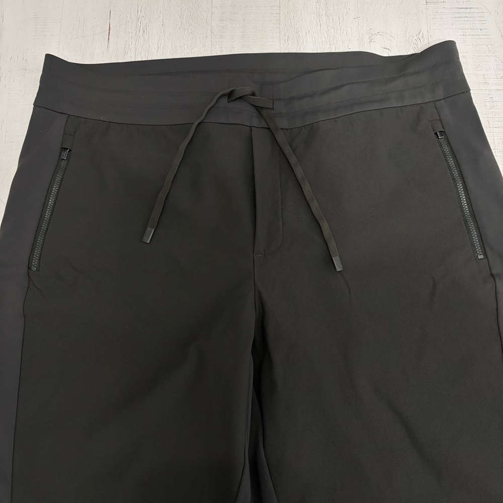 Athleta Highlands Green Hybrid Trek Jogger Size 16 Pants NWOT - Picture 6 of 12